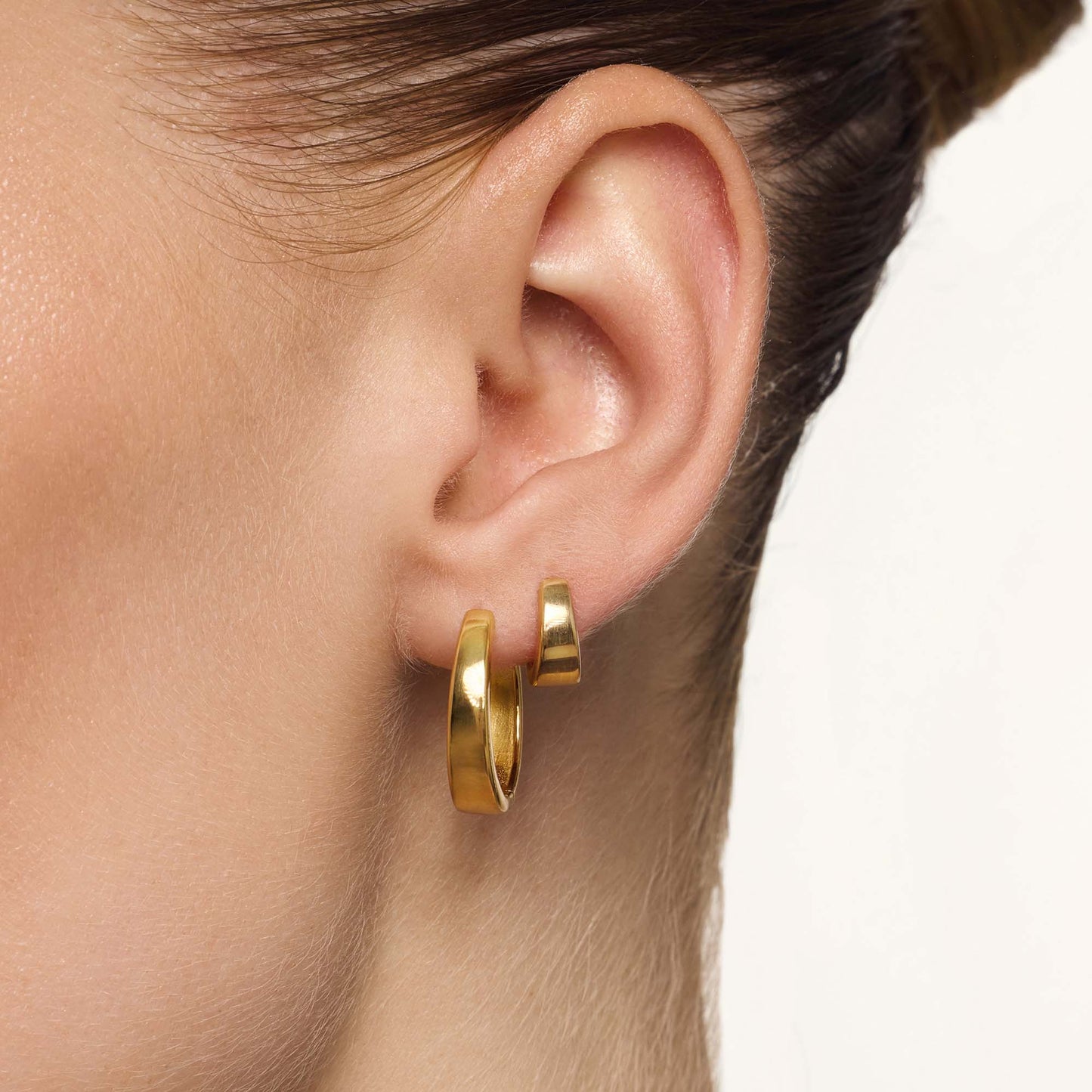 Gia ピアス フープ | ゴールド
