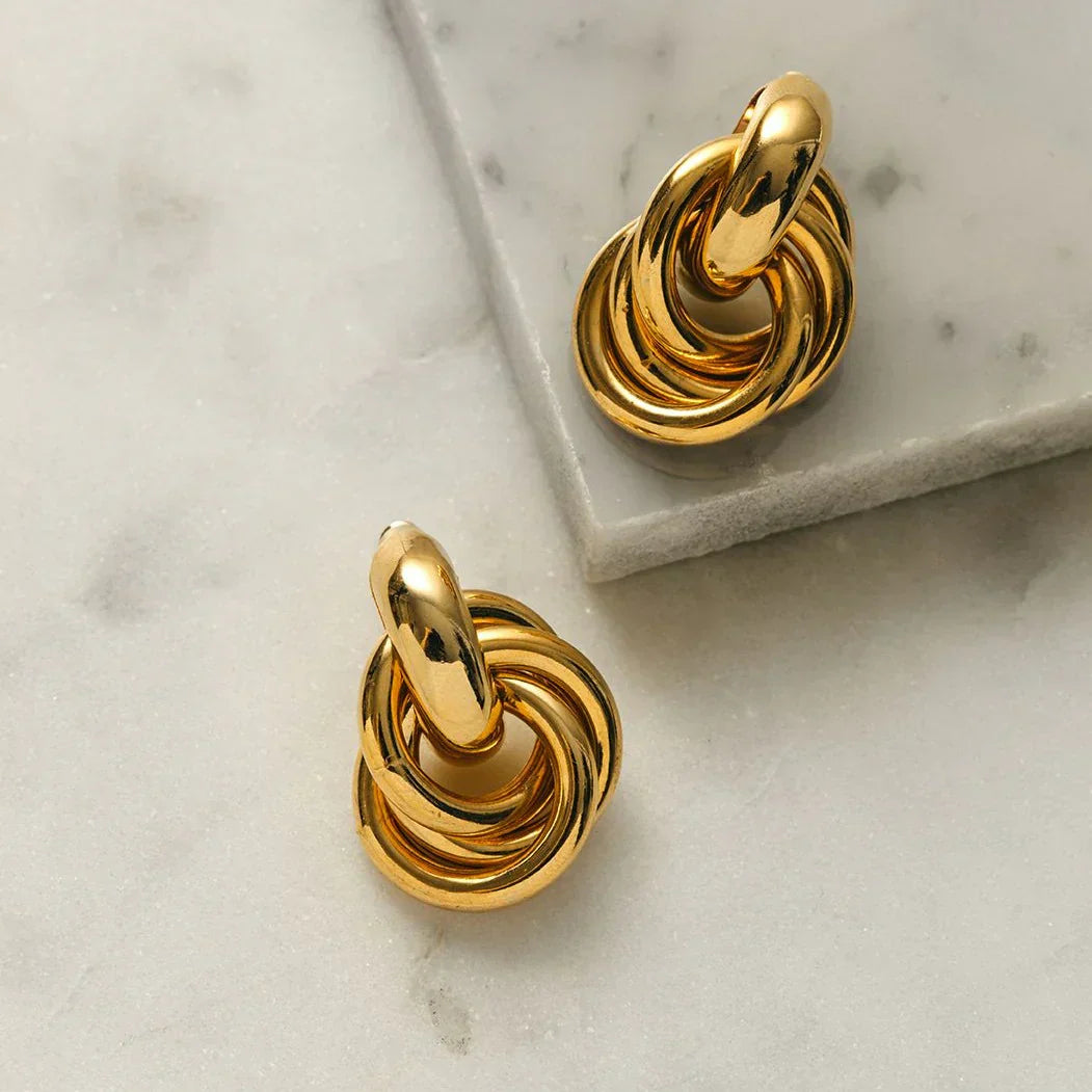 ピアス Entrelazados ステートメント | ゴールド